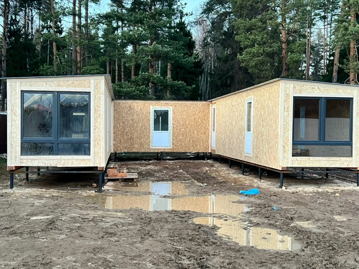 Дачный дом из трёх бытовок 
6х3+6х3.5+6х3 Буквой "П" — изображение 2